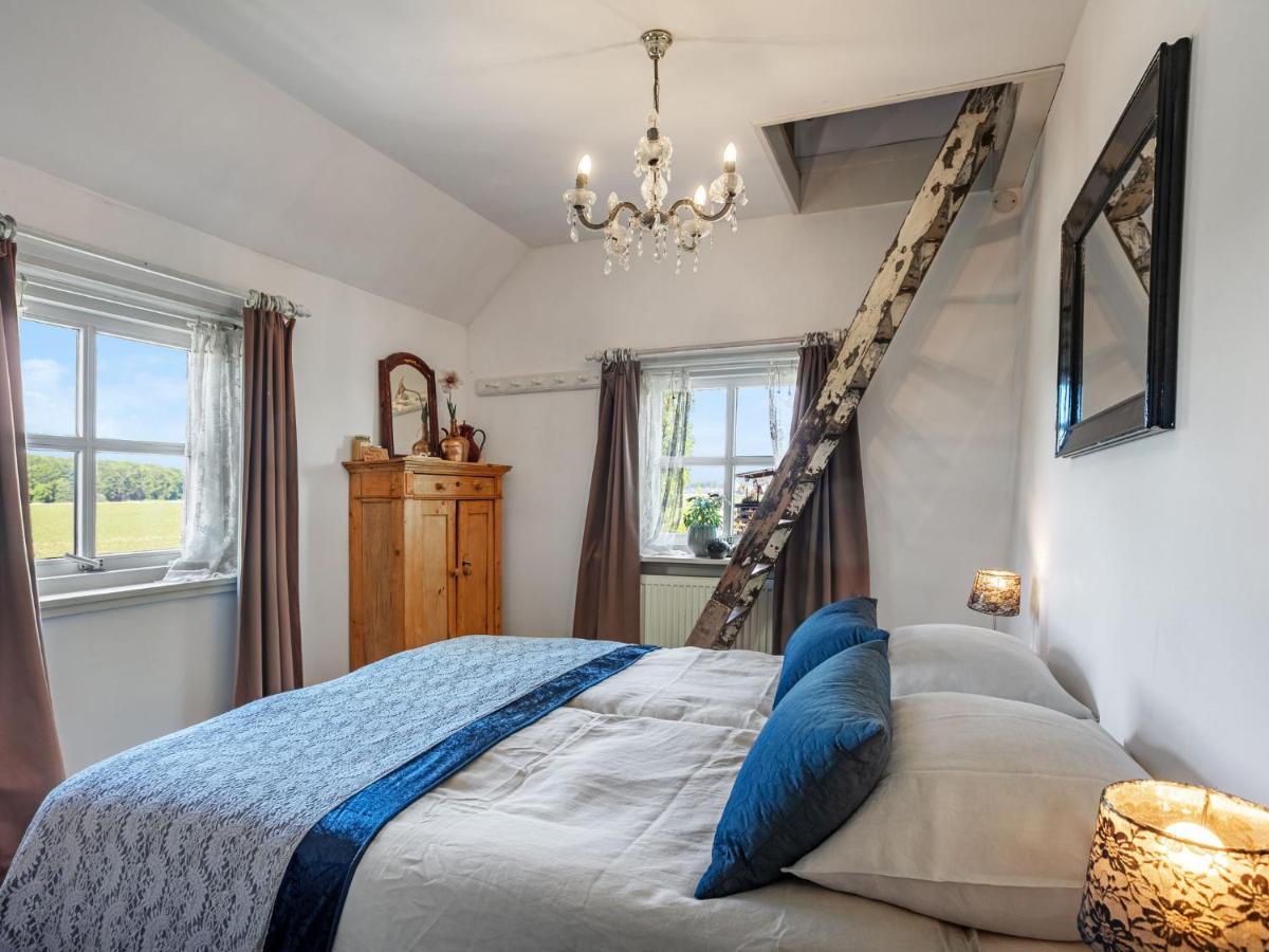 Holiday Home Tuinzicht By Interhome Zuid-Beijerland Екстер'єр фото